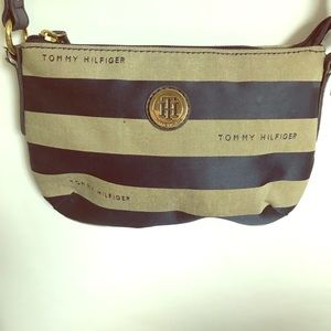 Tommy Hilfiger crossbody
